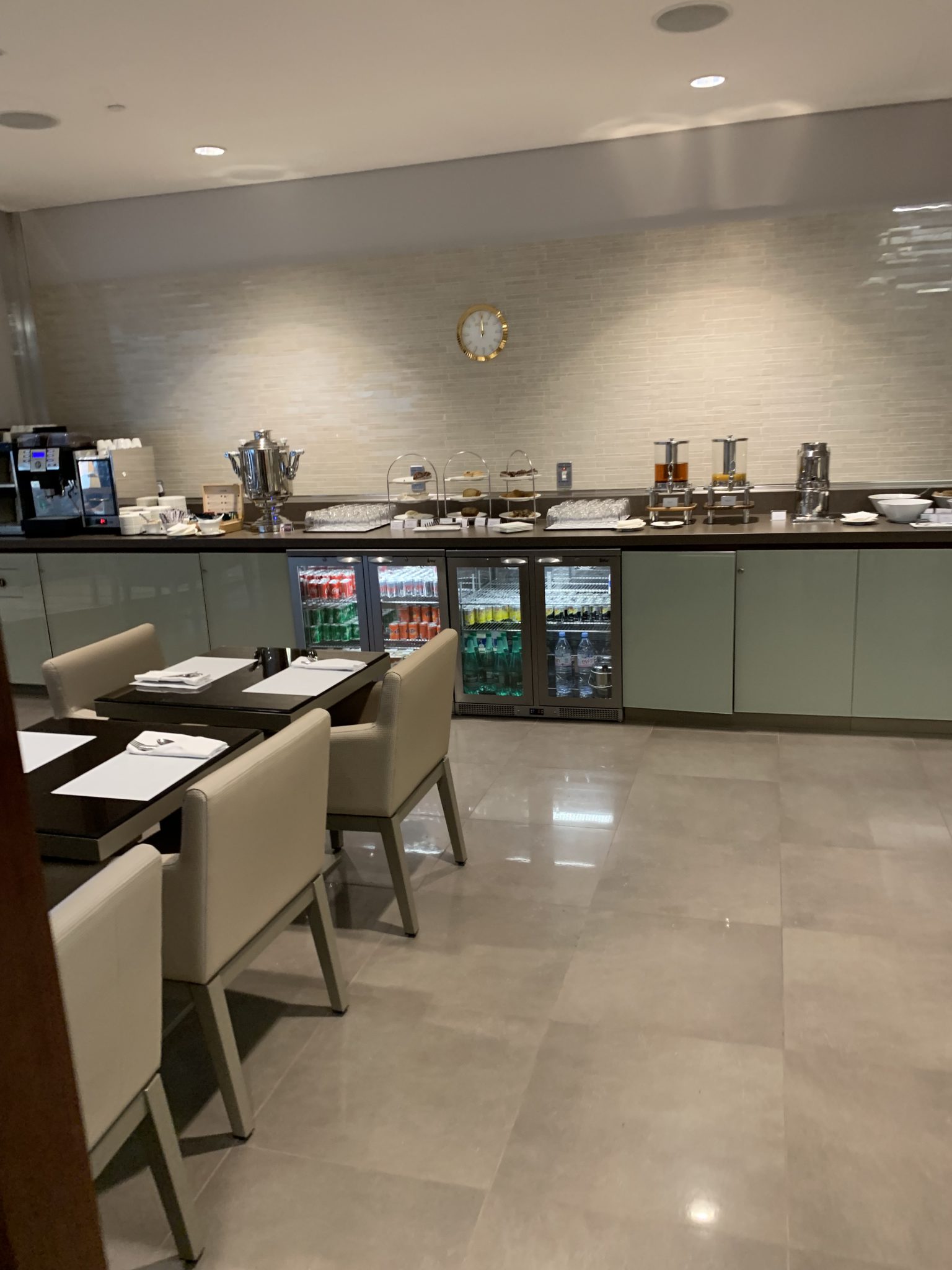 Al Maha Transit Lounge Doha Price